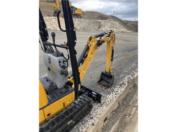 Pelle sur chenille CAT 300.9D: photos 3