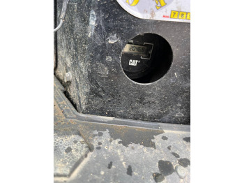 Pelle sur chenille CAT 308E2CRSB: photos 5