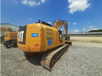 Pelle sur chenille CAT 323FL: photos 3