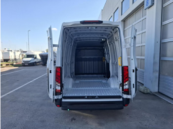 Transport de personnes IVECO Daily 35S14V: photos 5
