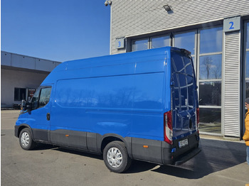 IVECO Daily ELEKTRIČNI 35 C 18H en crédit-bail IVECO Daily ELEKTRIČNI 35 C 18H: photos 2 IVECO Daily ELEKTRIČNI 35 C 18H en crédit-bail IVECO Daily ELEKTRIČNI 35 C 18H: photos 2