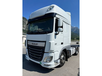 Tracteur routier DAF XF 460