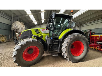 Tracteur agricole CLAAS Axion 830