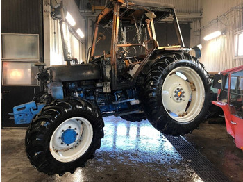 Tracteur agricole FORD
