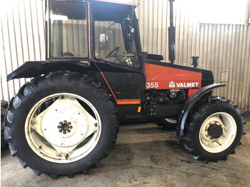 Tracteur agricole VALTRA