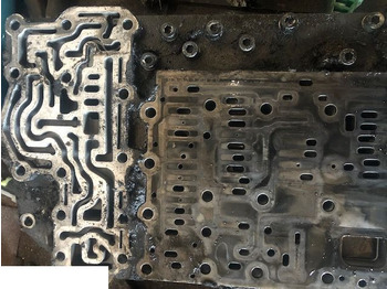 Boîte de vitesse et pièces pour Machine agricole Case Cs Blok Zaworowy Skrzyni Biegów: photos 2