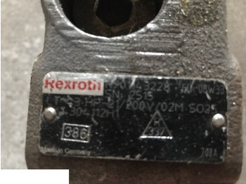 Valve hydraulique pour Machine agricole Claas Axion - Blok Zaworowy REXROTH: photos 2