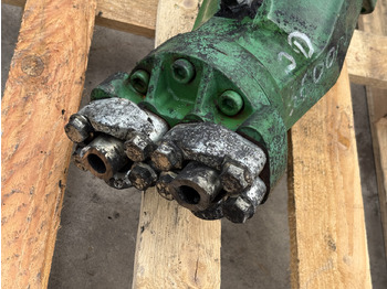 Moteur hydraulique pour Machine agricole John Deere 8600 Silnik Hydrauliczny: photos 2