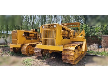 Poseur de canalisations KOMATSU D155