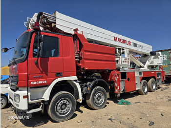 Camion avec nacelle MERCEDES-BENZ Actros 4140