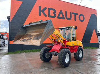 Chargeuse sur pneus VOLVO L30B