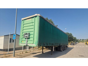 Semi-remorque rideaux coulissants FRUEHAUF