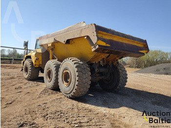 Komatsu HM400 en crédit-bail Komatsu HM400: photos 4