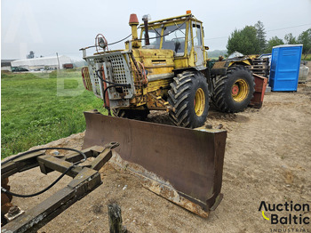 Tracteur agricole