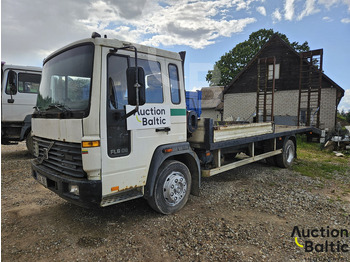 Remorqueuse VOLVO FL