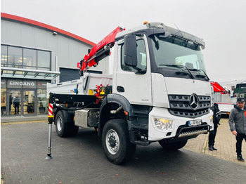 Camion benne, Camion grue Mercedes-Benz Arocs 1835  4x4 Meiller Fassi F135 Kran Kipper: photos 2