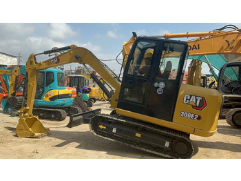 Mini pelle CATERPILLAR 306E2
