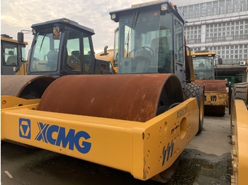 Compacteur XCMG XS263S