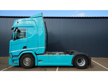 Tracteur routier SCANIA R 450