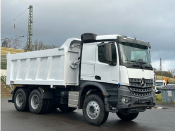 Camion benne MERCEDES-BENZ