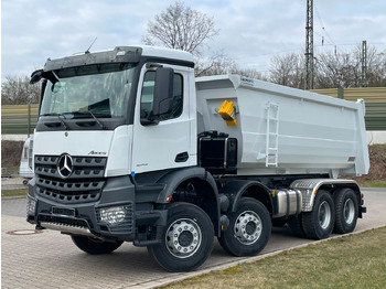 Camion benne MERCEDES-BENZ
