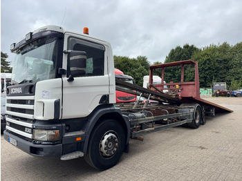 Remorqueuse SCANIA 94