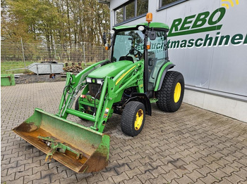 Tracteur communal JOHN DEERE