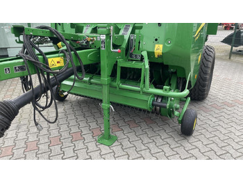 Enrubanneuse John Deere RUNDBALLENPRESSE F441R: photos 2 Enrubanneuse John Deere RUNDBALLENPRESSE F441R: photos 2