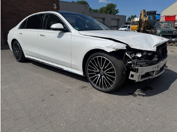 Voiture MERCEDES-BENZ