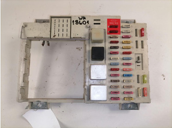 Fusible pour Camion MAN Kaitsmepaneel 81254446074: photos 2 Fusible pour Camion MAN Kaitsmepaneel 81254446074: photos 2