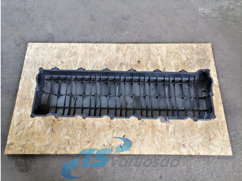 Culasse pour Camion MAN Valve cover 51034016014: photos 2
