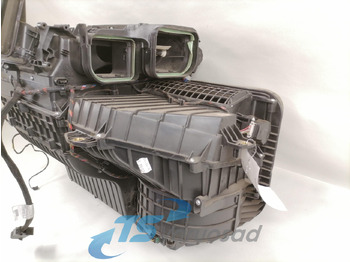 Pièce universelle pour Camion Mercedes-Benz Salongi radiaatorite korpus, komplektne A9608302260: photos 3