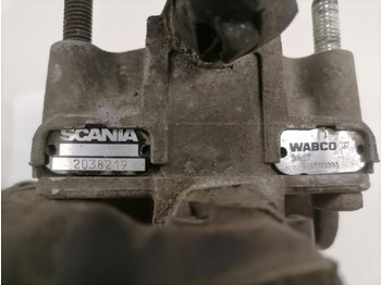Valve de frein pour Camion Scania Air pressure control valve 2038219: photos 4