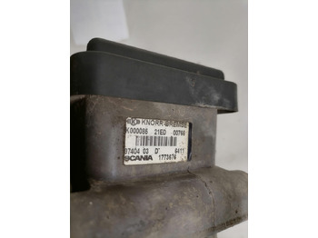 Valve de frein pour Camion Scania EBS brake valve 1773676: photos 3