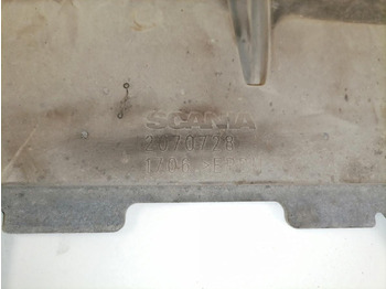 Pièce universelle pour Camion Scania Radiaatori pealne kate 2070728: photos 4