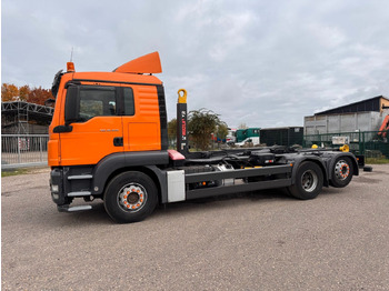 Camion ampliroll MAN