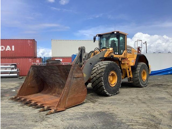 Chargeuse sur pneus VOLVO L220H
