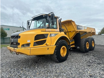 Tombereau articulé VOLVO A25F