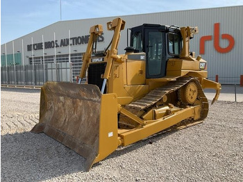 Bulldozer CATERPILLAR D6T