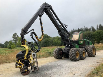 Abatteuse JOHN DEERE