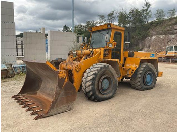 Chargeuse sur pneus HANOMAG
