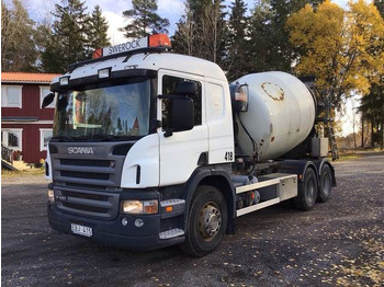 Camion malaxeur SCANIA P