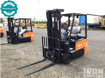 Chariot élévateur électrique DOOSAN
