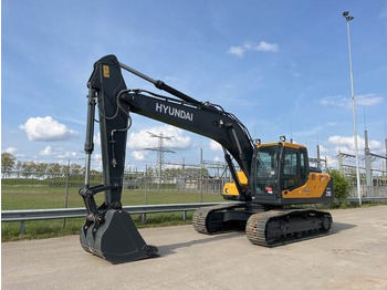 Pelle sur chenille HYUNDAI R210