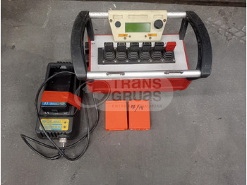 Grue auxiliaire FASSI