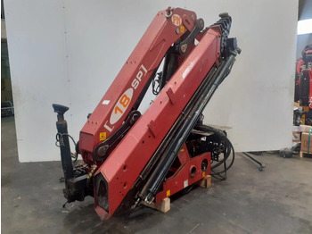 Grue auxiliaire PM