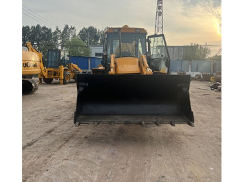 Tractopelle JCB 4CX: photos 3