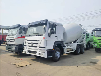 Camion malaxeur SINOTRUK HOWO
