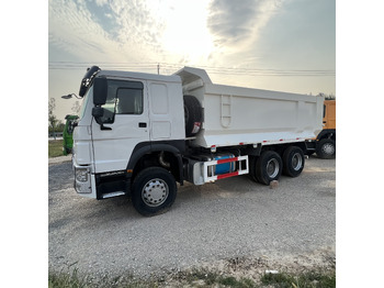 Camion benne SINOTRUK HOWO