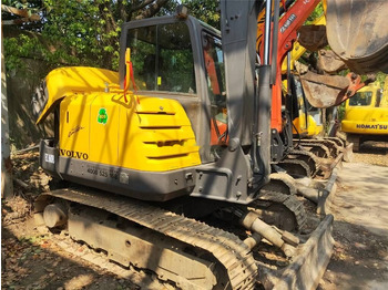 Pelle sur chenille VOLVO EC60C